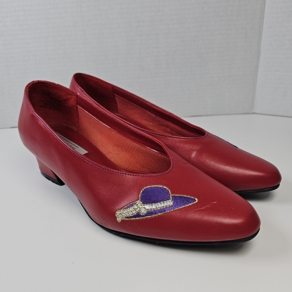 Vintage Allyson Whitmore Red Pumps with Purple Hat Design - Picture 2 of 10